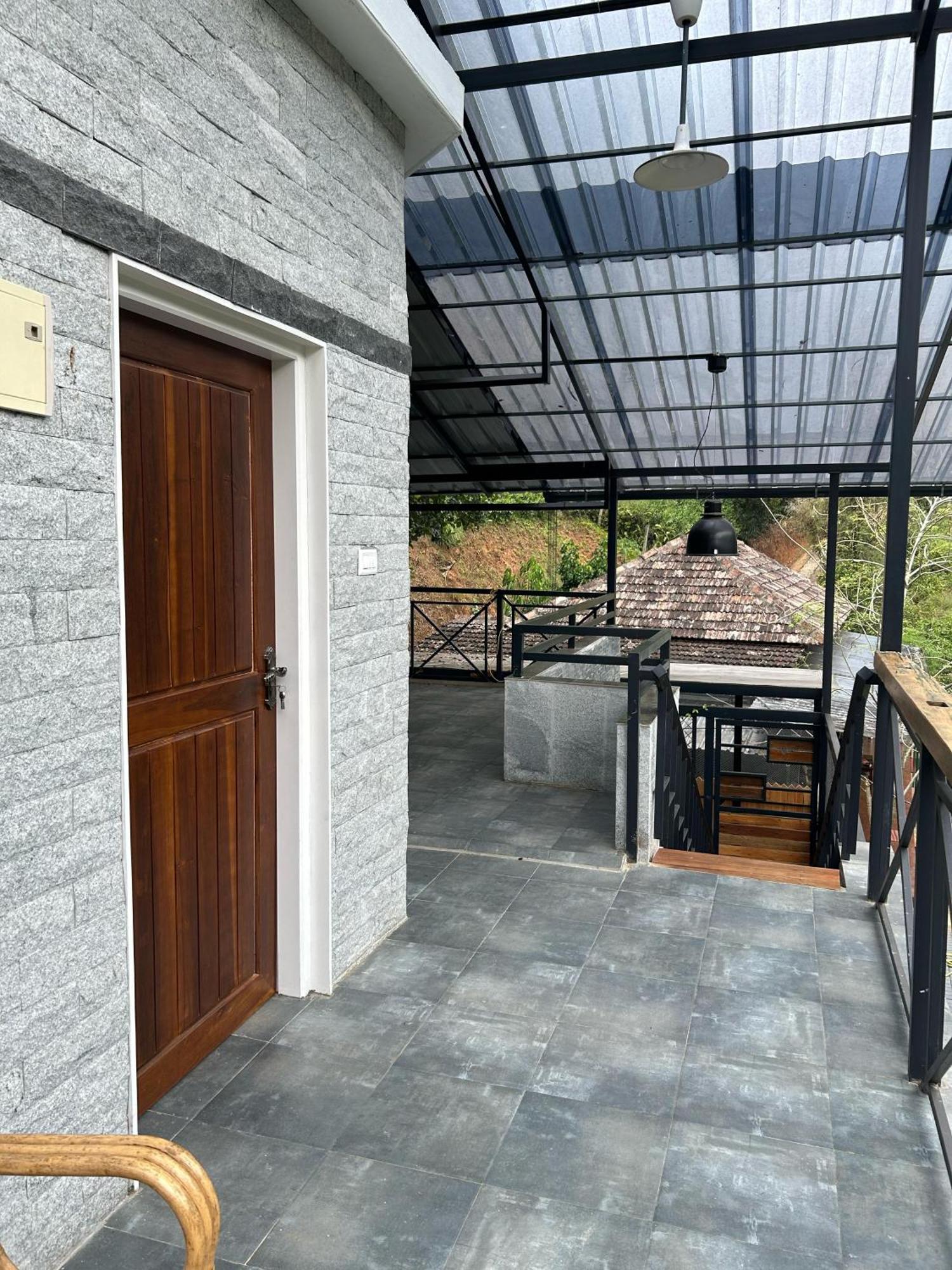 Kv By Halcyon Traveltech Apartment Anachal ภายนอก รูปภาพ